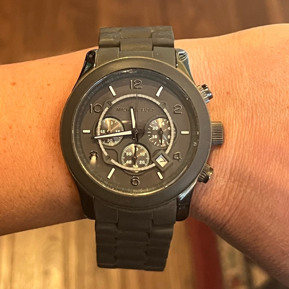Mens Michael Kors Rubber band watch